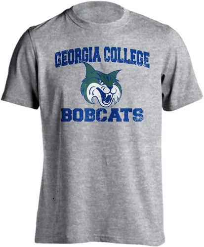 Vista 124 de Sport Your Gear NCAA Camiseta de manga corta retro con licencia oficial de aspecto desgastado para el día del juego, camiseta de espíritu deportivo
