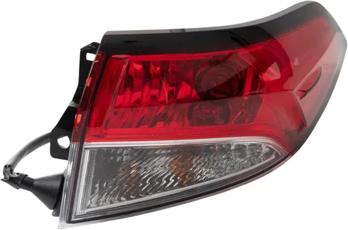 Vista 155 de Ensamble de luz trasera exterior TRQ para lado del conductor izquierdo trasero. Compatible con Toyota Corolla XLE 2020, 2021, 2022 y Toyota Corolla