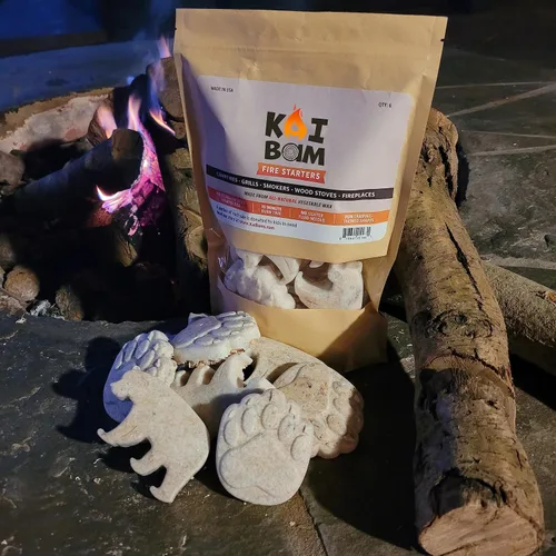 Vista 2 de Divertidos iniciadores de fuego para acampar - Formas temáticas de campamento, no tóxicas, veganas, sostenibles, tiempo de combustión de 15 minutos