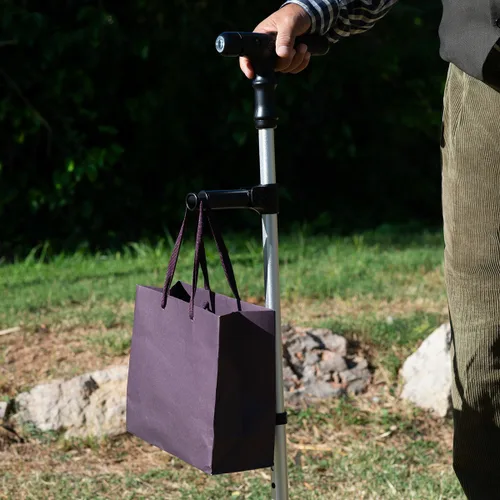 Vista 8 de Bastón Extensible con LED, Alarma y Mano Mecánica Hannde InnovaGoods