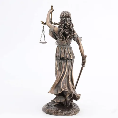 Vista 6 de Unicorn Studio 13 1/4" con los ojos vendados Lady Justice con espada y escultura de resina de escala con acabado de bronce