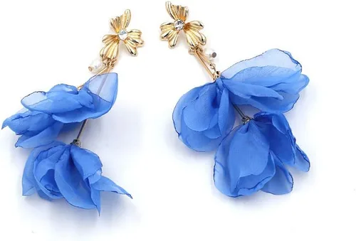 Vista 3 de DOUBNINE Aretes colgantes de flores rosadas, flor de cerezo, Sakura, lágrima, lirio, hoja de hada, pétalo, gota, primavera, accesorios para mujer
