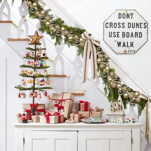 Vista 4 de Guirnalda de bolas de Navidad de 6 pies, inastillable, esferas colgantes de Navidad, decoraciones para el hogar, interiores, exteriores, repisas