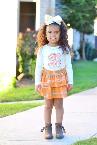 Vista 2 de Unique Baby Girls 2 Piece Matching Outfit For Every Holiday Skirt Sets 1
