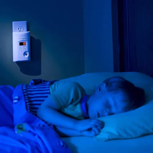 Vista 9 de Alarma contra el monóxido de carbono que se enchufa Kidde con respaldo de batería y pantalla digital., KN-COPP-3