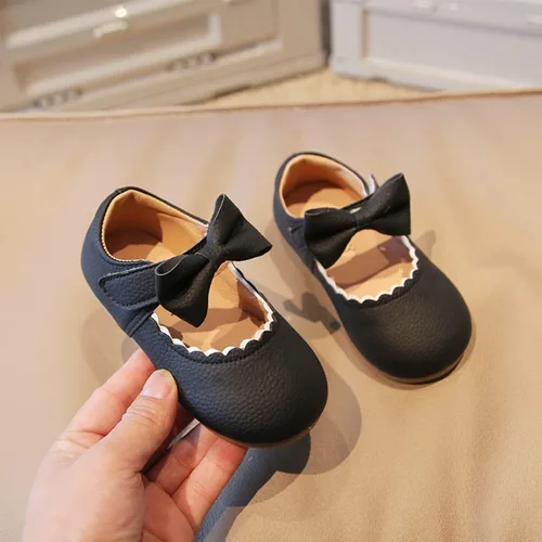 Vista 4 de Peyarlie Zapatos de vestir para niña pequeña, Mary Jane bailarina, zapatos planos para fiesta, escuela, con lazo, boda, princesa