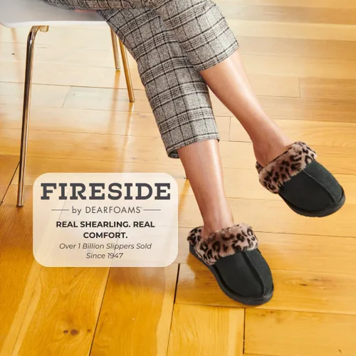 Vista 38 de Dearfoams Fireside Sydney Pantuflas anchas de piel de oveja para mujer, para interiores y exteriores