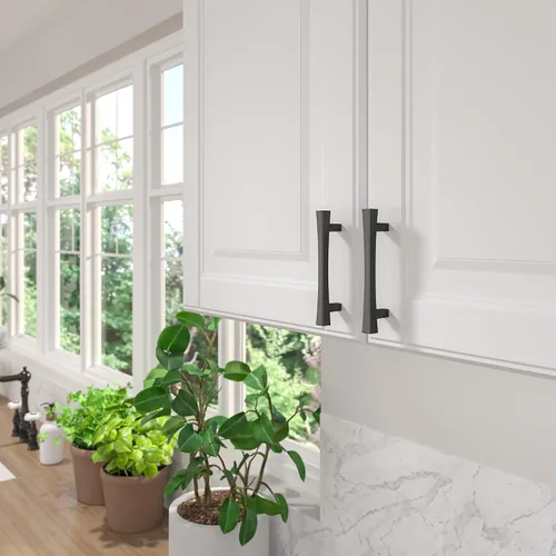 Vista 2 de Richelieu Hardware BP722796900 Westmount Collection - Tirador rectangular de transición de centro a centro, color negro mate, para cocina, baño