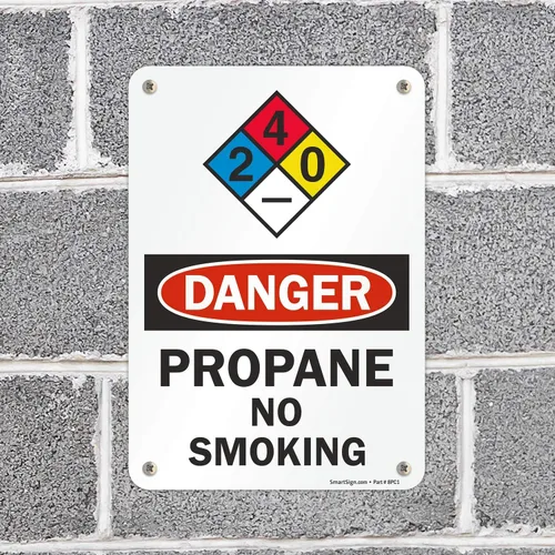 Vista 3 de SmartSign Letrero NFPA "Peligro - Propano, No Fumar" Aluminio de 7 x 10 pulgadas