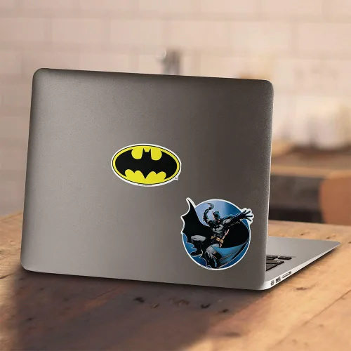 Vista 4 de Popfunk Classic Batman Washed Out Logo T Shirt & Stickers