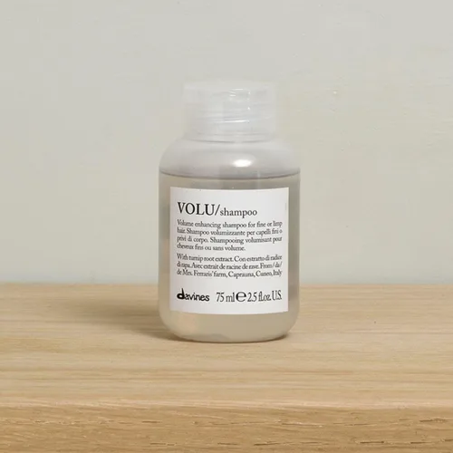 Vista 2 de Davines VOLU/Shampoo, Volumizing Cleanser for Fine or Limp Hair - Gentle Root Lifting Formula for Lasting Body & Lightness - Turnip Root Extract