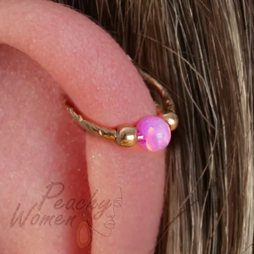 Vista 2 de Anillos de hélice de oro martillado 20G + ópalos + liso Rosa (Pink opal)
