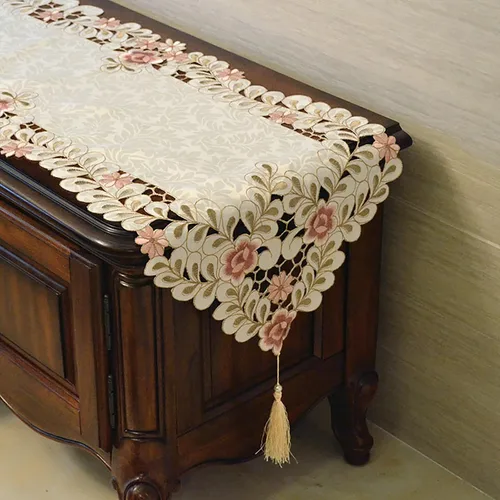 Vista 5 de Hsvanyr Pañuelo para tocador y decoración para comedor, 15 x 47 pulgadas, bordado rosa para mesa de flores, centros de mesa, protector de mesita