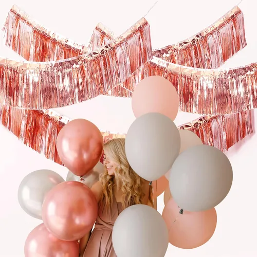 Vista 3 de Guirnalda de oropel con flecos de oro rosa de alta calidad para decoraciones de fiesta, 4 capas de grosor, paquete de 2 unidades, pancarta metálica