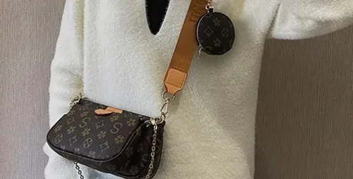 Vista 3 de Conjunto de bolso de mano de 3 piezas para mujer con correa marrón, rosa y marrón oscuro, así como una pequeña correa dorada, Marrón