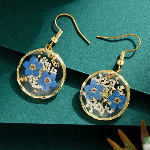 Vista 4 de Aretes de flores prensadas reales para mujer, hechos a mano, diseño bohemio, elegante, joyería floral única, regalo lindo y pensado para Navidad
