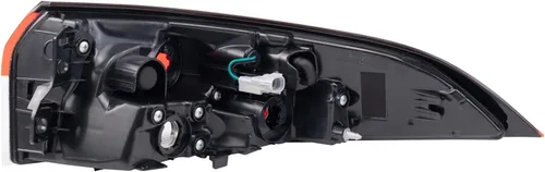 Vista 6 de Ensamble de luz trasera exterior TRQ para lado del conductor izquierdo trasero. Compatible con Toyota Corolla XLE 2020, 2021, 2022 y Toyota Corolla