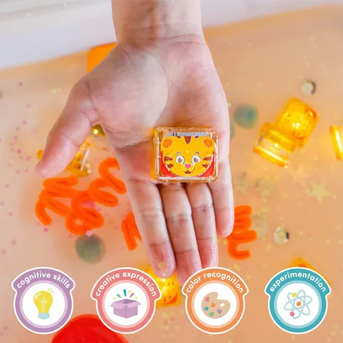 Vista 6 de Glo Pals x Daniel Tiger's Neighborhood - Juguete de baño activado por agua con 4 cubos reutilizables iluminados para juegos sensoriales (solo cubos)