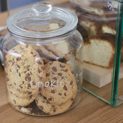 Vista 7 de Tarros de vidrio de 32 onzas, tarro de dulces de Maredash con tapa para el hogar, tarros transparentes de grado alimenticio (paquete de 6)