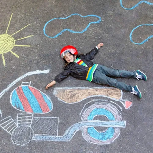 Vista 7 de feela Tiza para acera, paquete de 144 unidades, 18 colores, juego de tizas para acera para niños, a granel, ideal para niños y familia, pintura