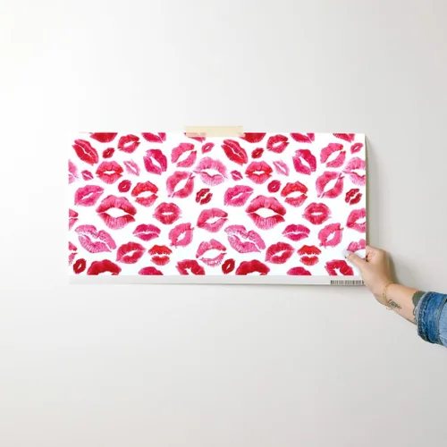 Vista 7 de Spoonflower Papel tapiz para despegar y pegar - Love Lips Red Valentine Beauty Lipstick Besos Acuarela Día de San Valentín Femenino Maquillaje Papel