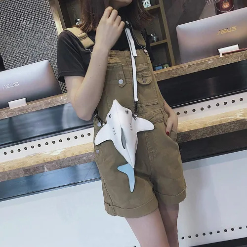 Vista 3 de QZUnique Bolso de hombro de tiburón de dinosaurio para mujer, diseño de animales 3D, con cremallera, bolso cruzado tipo mensajero para niña