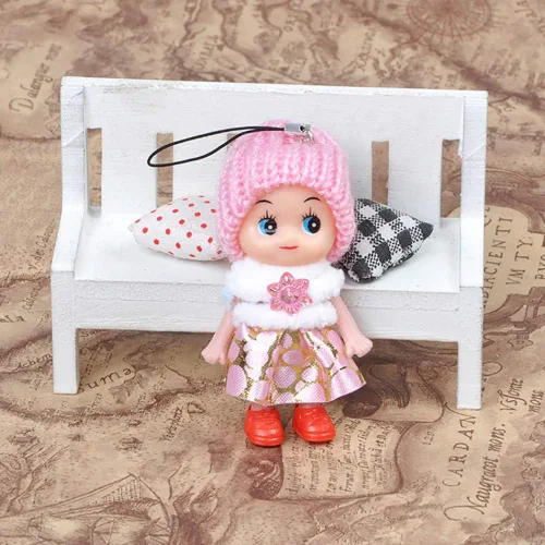 Vista 5 de 8 llaveros de muñecas pequeñas de silicona, mini muñeca de princesa de silicona para niñas, kit de casa de muñecas en miniatura, decoración
