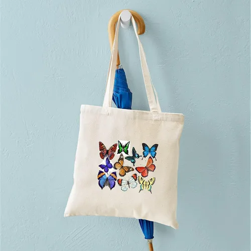 Vista 4 de CafePress Bolso de compras de lona beige natural reutilizable con diseño de mariposas