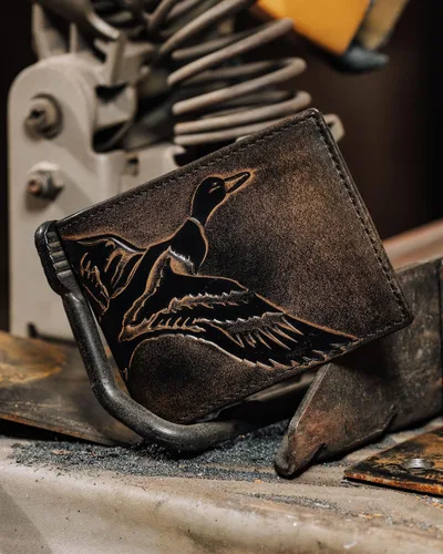Vista 4 de HoJ Co. DUCK - Cartera plegable para hombre Cartera para hombre deportista al aire libre Cuero de grano completo pulido a mano Cartera delgada