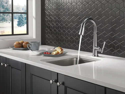 Vista 2 de Delta Faucet Lumicoat Arctic Stainless 9982-AR-PR-DST - Grifo de barra de níquel cepillado, grifo de fregadero de barra con rociador extraíble