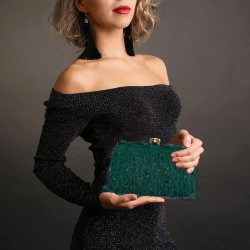 Vista 2 de YYW Bolso de mano para mujer, lindo bolso de noche esponjoso, bolso de hombro para banquete de boda, fiesta