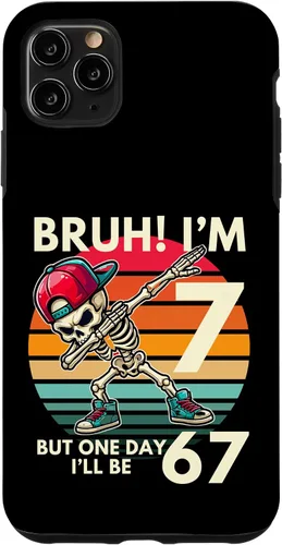 Vista 13 de Bruh I'm 7 But One-Day I'll Be 67 Retro 7th Birthday Kids Case for iPhone 17