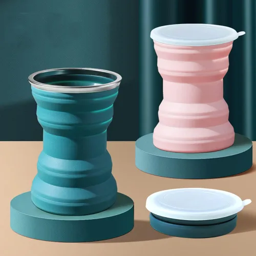 Vista 4 de Taza plegable de silicona portátil con cordón, tazas plegables resistentes al calor de 10.8fl oz con tapa, taza de viaje plegable para beber, taza
