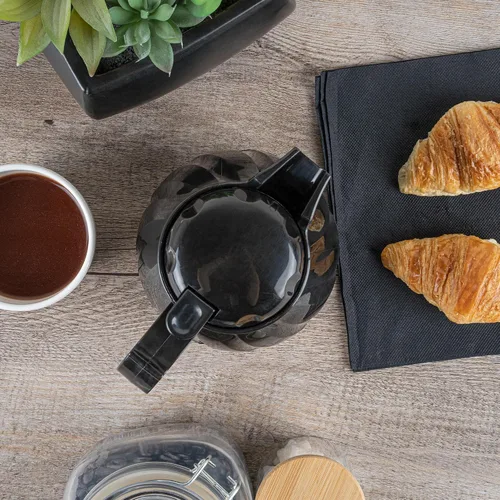 Vista 8 de Restaurantware Jarra térmica para café, paquete de 1 servidor de café aislado de plástico de 20 onzas con mango ergonómico, cafetera negra