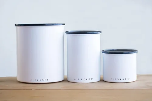 Vista 4 de AirScape Steel Coffee Canister Family - Juego de 3 recipientes de almacenamiento de alimentos - Tapa hermética patentada de Estados Unidos - Extrae