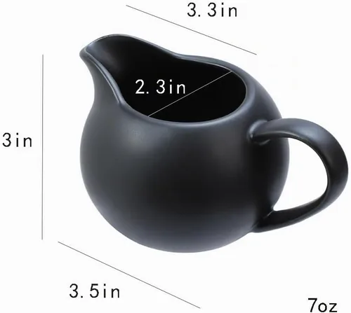 Vista 2 de Crema simple de cerámica mate con asa, jarra pequeña de leche para café, 8 onzas, color negro