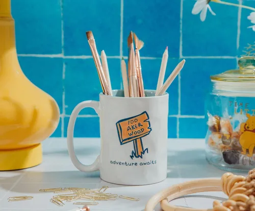Vista 6 de Winnie The Pooh - Taza de cerámica de Disney Adventure Awaits Pottery, taza de café para expreso, cacao, té, capacidad para 16 onzas