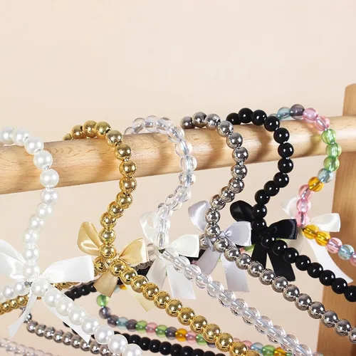 Vista 2 de Juego de 6 perchas de perlas para colgar ropa para bodas, damas de honor, para vestidos de boda, perchas estándar de perlas (negro, 6)