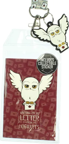 Vista 3 de Harry Potter Hedwig - Soporte para tarjetas de identificación con colgante de dije de 1.5 pulgadas