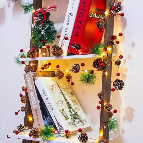 Vista 6 de Guirnalda de Navidad de 30 luces LED de 10 pies con luces, decoraciones de cono de pino para interior del hogar, chimenea, escalera