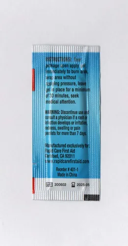 Vista 5 de Rapid Care First Aid 401-25-4 bolsas de gel para quemaduras de emergencia, alivia el dolor, enfría y alivia quemaduras y quemaduras, contiene aloe