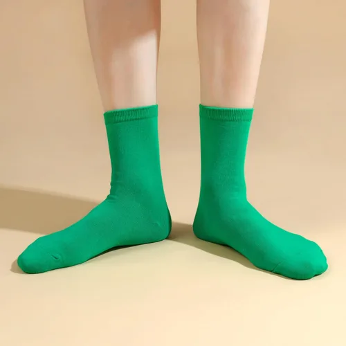 Vista 6 de kikiya socks Calcetines de cuello redondo para mujer, 4-6 pares de calcetines coloridos de algodón a rayas con diseño de arco iris y lunares