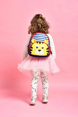 Vista 3 de Mochila impermeable para niños de 2 a 5 años, para el jardín de niños, mochila 3D de lindos dibujos animados, de neopreno, mochila de animales