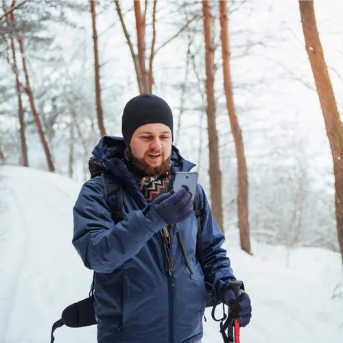Vista 6 de SATINIOR 6 gorros cálidos de invierno con forro polar y guantes térmicos antideslizantes para pantalla táctil
