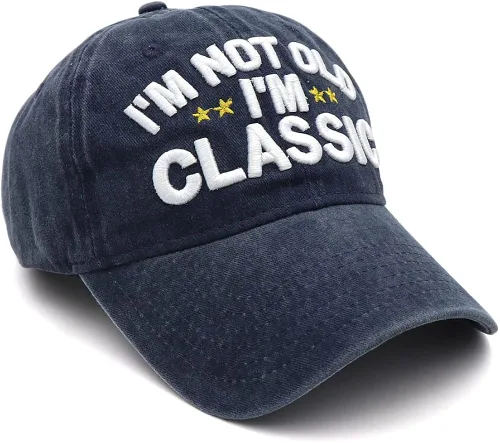 Vista 4 de Divertidos regalos de jubilación, sombrero de camionero para hombres y mujeres, regalo único de cumpleaños I'm Not Old I'm Classic Gorra de béisbol