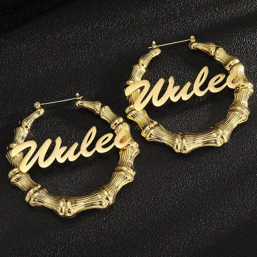 Vista 5 de Aretes de bambú grandes personalizados con nombre personalizado para mujeres, aretes de bambú, joyería para mujer, cumpleaños, día de la madre