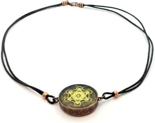 Vista 5 de Metatron's Cube Merkaba Orgone Pendant with Olivine Peridot