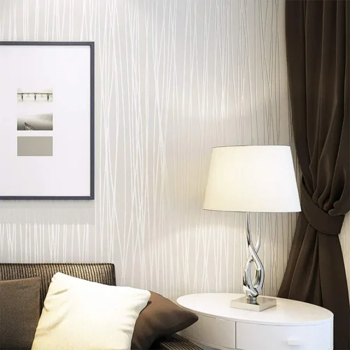 Vista 2 de QIHANG - Rollo de papel tapiz de pared de moda moderna no tejida con rayas lisas, para sala de estar, dormitorio, color blanco, rollo de papel tapiz