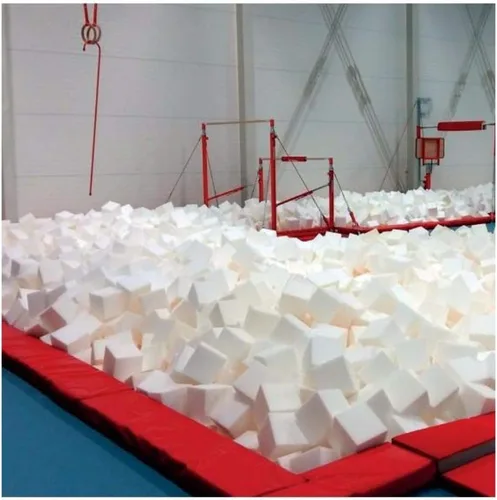 Vista 4 de FoamRush Bloques/cubos de espuma (blanco) de 6 x 6 x 6 pulgadas, paquete de 10 bloques de espuma para hoyos para parques de patinetas, empresas