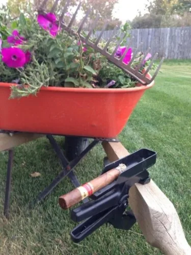 Vista 7 de Perfecto Cigar Holder